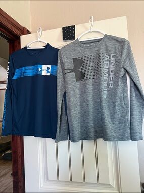 2 Under Armour HeatGear  Long-Sleeve Logo Tees.  All Spirts Excellent Condition.
